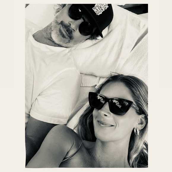 Meet your Posher, Caitlin - Picture 1 of 1